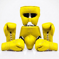 Ensemble d'équipement d'entraînement et de sparring de boxe personnalisé : protège-tête, protège-guêtres, gants à lacets en cuir, design camouflage, confortable
