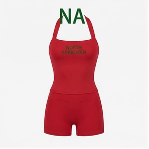 Ensemble de yoga 2 pièces North Approach, haut court rouge à bretelles, short taille haute, couleur unie, vêtements de sport respirants - Product Image 1
