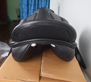 อานม้ากระโดดแบบอังกฤษคุณภาพสูงใหม่อานม้าสัมผัสแบบใกล้ชิดหนังพร้อมต้นไม้พลาสติก - Product Image 2