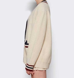 Cárdigan Transpirable Estilo Old Money con Cuello en V para Hombre, Suéter de Punto Varsity con Mangas a Rayas, Lujoso y Elegante para Uso Casual - Product Image 3