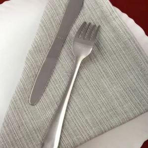 Serviettes de cuisine de qualité supérieure, couleur unie, design minimaliste, en tissu, pour usage sur table, prix de gros par l'exportateur - Product Image 6