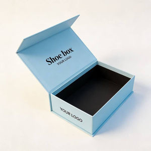 Caja de Empaque para Zapatos Magnética con Logotipo Impreso Personalizado de Boxit.pk, Caja de Regalo Plegable de Cartón Rígido, Portátil e Impermeable - Product Image 1