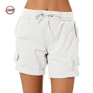 Shorts Cargo para Mujer - Estilo Moderno y Elegante, Perfectos para la Vida Urbana, con Bolsillos Modernos, Ideales para un Uso Versátil - Product Image 4