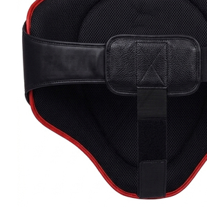 Protège-jambes de boxe personnalisables noirs et rouges durables à prix de gros, protection renforcée contre les chocs et finition élégante - Product Image 5
