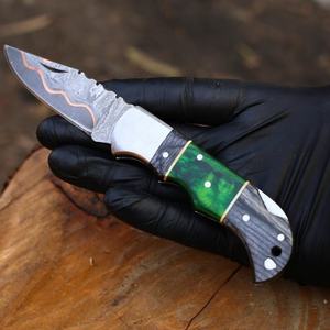 Cuchillo Plegable de Damasco Hecho a Mano de Primera Calidad con Mango de Resina y Madera – Proveedor Mayorista a Granel para EE. UU. y Europa, Cuchillo Plegable EDC al por Mayor - Product Image 5