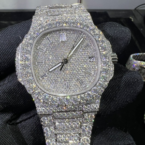 Reloj de Joyería Hip Hop con Diamantes Moissanite Cultivados en Laboratorio, Corte Redondo VVS, Correa de Goma, Reloj Mecánico Hecho a Mano - Product Image 4