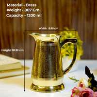 Carafe en laiton gravée de style vintage, pichet à eau artisanal de qualité supérieure pour la décoration de table, les événements spéciaux et la collection de cadeaux