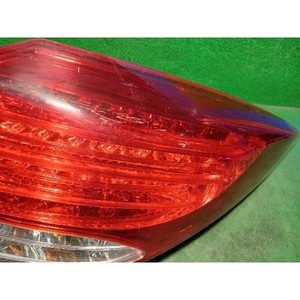 Feu arrière droit d'occasion i40 924023Z000 - Product Image 3