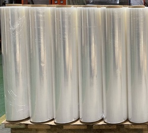 Film étirable LLDPE pour palettes, rouleau manuel, rouleau pour machine, fabricant direct du Vietnam - Product Image 3