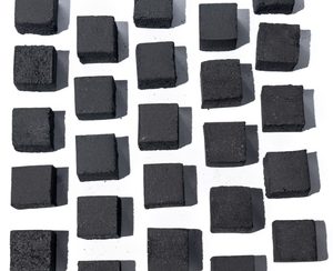 Charbon actif en briquettes à motifs en bois dur de noix de coco du Vietnam pour chicha, 95 % de cendres et 8000 J de calories, vente en gros - Product Image 4