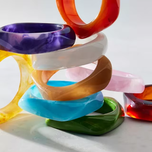 New Trendy Design Resin <b>Bangles</b> <b>Bracelet</b> for Women Fashionable <b>Bracelets</b> for Worldwide Export and faction <b>bangle</b> - Product Image 1