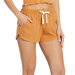 Shorts Ligeros y Transpirables para Mujer con Estampados Florales Tropicales Vibrantes, Ropa de Playa Informal, Suaves y de Secado Rápido - Product Image 1