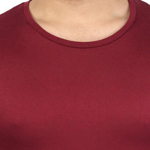 T-shirt col rond en coton 250 GSM pour homme, couleur unie, style streetwear basique, coupe ample, manches courtes, fournisseur OEM ODM marque privée - Product Image 3