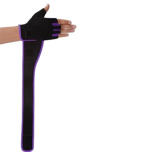ถุงมือฟิตเนสเพื่อความปลอดภัยสำหรับการออกกำลังกาย ปั่นจักรยาน ยกน้ำหนัก ฝึกซ้อมในยิม เล่นกีฬา ระบายอากาศได้ดี แบบครึ่งนิ้ว - Product Image 2