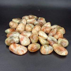 Piedras de Sunstone Naranja Natural Pulimentadas - Cristal Curativo para Reiki, Feng Shui, Escultura Temática del Amor, Patrón de Origen Rajasthan - Product Image 4