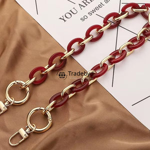 Premium Resin Chain Chunky Necklace Stylish Bold Jewelry Fashion Accessories for Women Gift Collection Tradebyd - Product Image 4