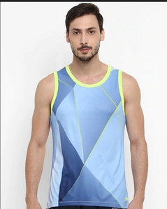 เสื้อกล้ามผู้ชายแบบเรียบ ไม่มีแขน แห้งเร็ว สปอร์ต คอกลม ผ้าฝ้าย 100% พิมพ์ลายโลโก้ด้านหน้า - Product Image 1