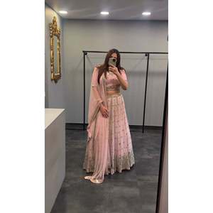 Conjunto de Lehenga Choli y Dupatta para Fiesta, Hermoso para Mujer - Product Image 1