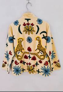 Veste Suzani artisanale de fabricant en gros, imprimé tigre vintage, broderie florale, manteau court pour femme, vêtement d'extérieur décontracté fait main - Product Image 6