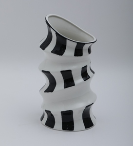 Jarrón de Porcelana Art Deco con Acabado Mate, Diseño Facial, Hecho a Mano, Ecológico, Decoración de Mesa, Orificio de Drenaje, Base Antideslizante, 8-16 Pulgadas - Product Image 1