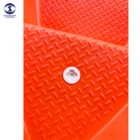 Bateau de pêche en LLDPE avec moteur hors-bord