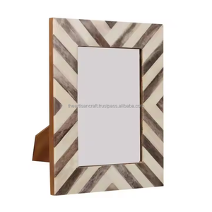 Cadre photo traditionnel écologique peint à la main en incrustation de nacre avec design personnalisé pour la décoration de la maison - Product Image 3