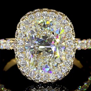 Bague de mariage en or micro-pavée avec halo de diamants de laboratoire CVD HPHT taille coussin 3 carats certifiés IGI, personnalisable en gros - Product Image 3