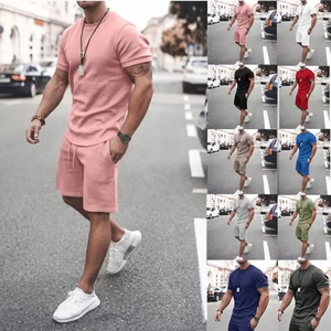 Ensemble T-shirt et short personnalisé en gros pour hommes – Prix abordable – Ensemble d'été 2 pièces pour hommes – Ensemble de jogging court pour hommes - Product Image 4