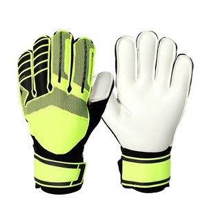 Guantes de Portero Profesionales Super Suaves con Cierre de Velcro de 4 mm, Corte Negativo para Porteros Profesionales, Hechos con Espuma de Látex Alemana - Product Image 6