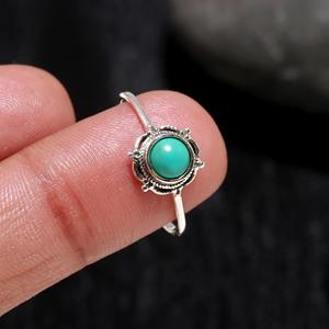 Lote al por mayor de anillos de plata de ley 925 chapados con turquesa natural, engaste ovalado, joyería de moda hecha a mano al mejor precio - Product Image 1
