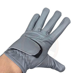 Gants de golf sportifs en cuir respirant de qualité supérieure, protection UV, antidérapants, flexibles, confortables et légers pour le cyclisme par temps chaud et humide - Product Image 4