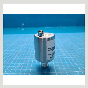 Pressostat MKS 51B Baratron 51B13TCA2BA700, manomètre capacitif chauffé, utilisé comme pièce détachée d'équipement semi-conducteur d'époque - Product Image 5