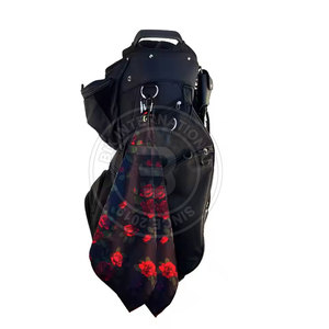 Toalla de golf tipo waffle de fibra absorbente de alta calidad y tacto suave para la limpieza y el cuidado del equipo - Product Image 6