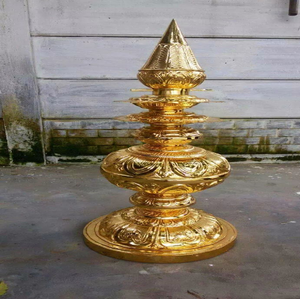Dôme de mosquée en laiton doré avec un fini en métal sculpté de motifs calligraphiques complexes en haut, disponible à prix de gros. - Product Image 2
