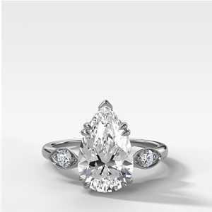 Anillo de compromiso de 3 quilates con corte de pera en forma de hoja, cultivado en laboratorio, de oro macizo de 14K, estilo vintage, con tres diamantes, precio de fábrica. - Product Image 5