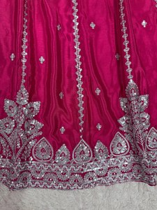 Ensemble Lehenga rose en faux georgette, broderie riche, tenue traditionnelle indienne, Kurta Dupatta, pour mariage et fêtes - Product Image 5