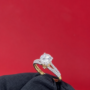 Bague de fiançailles classique en or avec diamant de laboratoire taille brillant, design de choix, populaire et luxueuse, achat direct fournisseur - Product Image 4