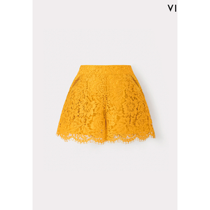 Shorts VIVI KA para Mujer, Cintura Alta, Encaje Amarillo, Sólidos, Elegantes, Corte Regular, Cintura Elástica, Tejido de Poliéster, Cierre de Botones, Antiarrugas - Product Image 1