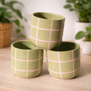 Juego de macetas de cerámica esmaltada con diseño de rejilla moderno, acabado duradero, elegantes soportes para plantas de interior - Product Image 1