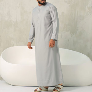 Fábrica OEM de Thobes: Poliéster Islámico Personalizado con Confección Moderna y Antiencogimiento para Marcas Globales y Exportación - Product Image 2