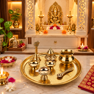 Ensemble de 8 plateaux de prière (Thali) en laiton pur, faits à la main, de 10 pouces, avec accessoires traditionnels pour les festivals et le temple à domicile - Product Image 1