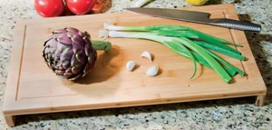 Grande planche à découper en bambou pour cuisine, planche de découpe et de service avec rebords, à poser sur l'évier ou la cuisinière - Product Image 2