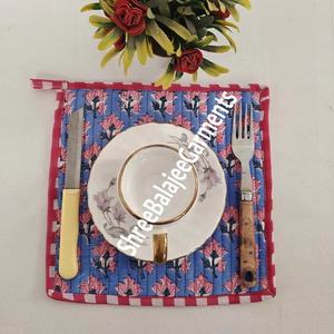 Bleu foncé Réversible Réutilisable Cuisine Pot Titulaire Main Bloc Imprimer Floral Coton Matelassé Écologique Biodégradable Jetable - Product Image 1