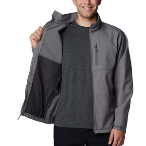 High Quality Winter Men Softshell Jacket with Zipper Closure Full Customized Men Softshell Jacket For Men - Product Image 4