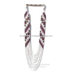 Conjunto de collar de gargantilla de cuentas de cristal en capas tribales ucranianas con pendientes a juego - Product Image 3