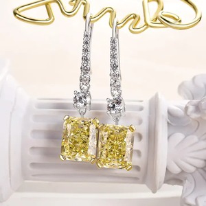 Pendientes colgantes de plata de ley 925 con moissanita y zafiro amarillo, corte radiante de lujo, imitación de diamante, para mujer, de la India. - Product Image 5