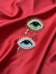 Broche artisanale de style boutique, brodée de perles, épinglette décorative haut de gamme pour vêtements et accessoires de mode - Product Image 5