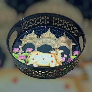 SALEEM INTERNATIONAL Plateau Pichwai en Argent Allemand Métallique Contemporain, Motif Éléphant, Origine Indienne, Décoratif pour Fêtes, Coffret Cadeau Pooja - Product Image 1