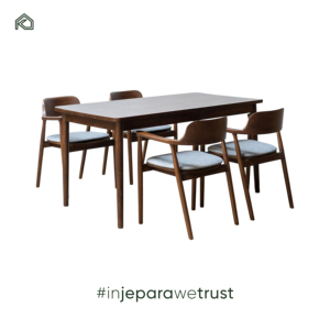 Ensemble table et 4 chaises de salle à manger en teck massif moderne, pour usage domestique et professionnel, fabriqué en Indonésie - Hiro - Product Image 2