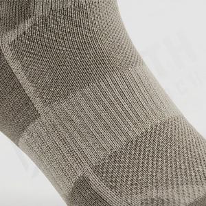 Chaussettes de basketball tissées mi-mollet, respirantes, performantes, durables, douces, pour la gym, l'entraînement et le jeu, couleur personnalisable, adaptées à la tenue en paire - Product Image 5